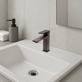 Monomando Corto para Lavabo "Row" Gun Metal